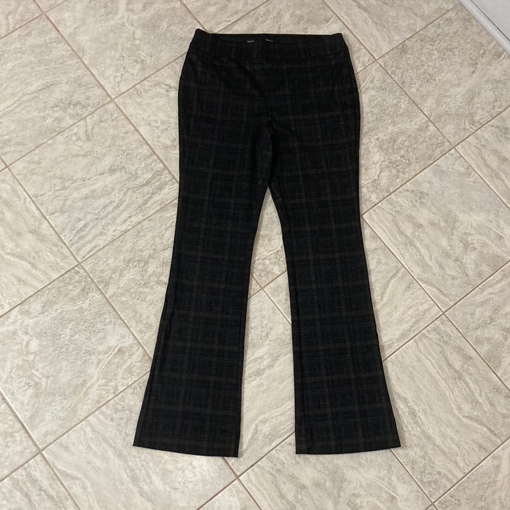 Vera Wang Slacks